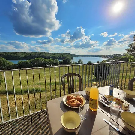 Madame Les De Valjoly منتزه العطل