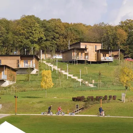 Madame Les De Valjoly Village de vacances Eppe-Sauvage