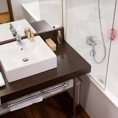 Madame Les De Valjoly 3* Eppe-Sauvage